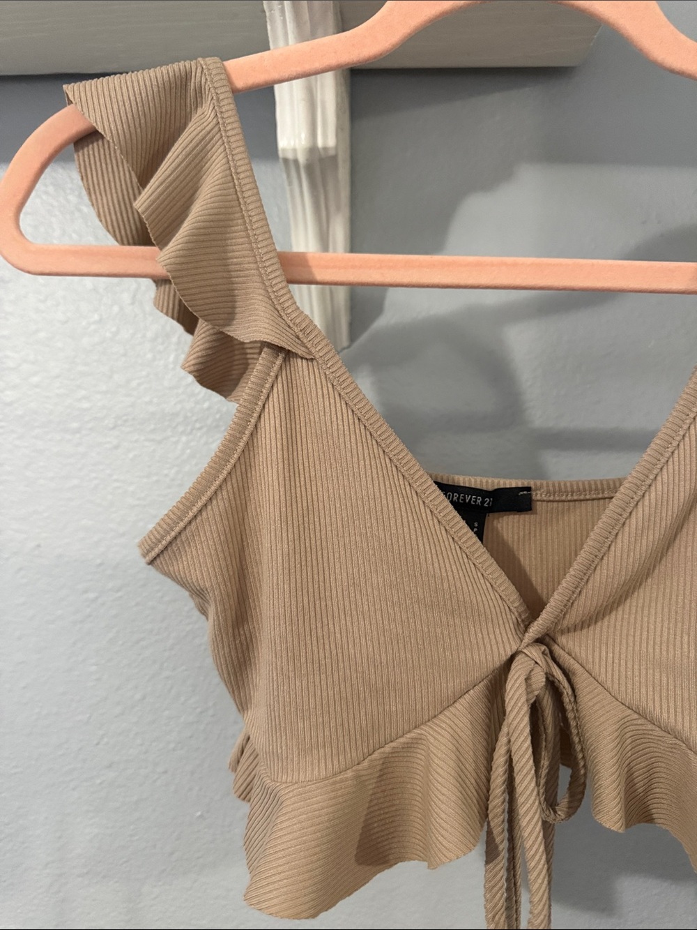 Forever 21 Beige Ribbed Tie-Front Ruffle Crop Top - Picture 2 of 3
